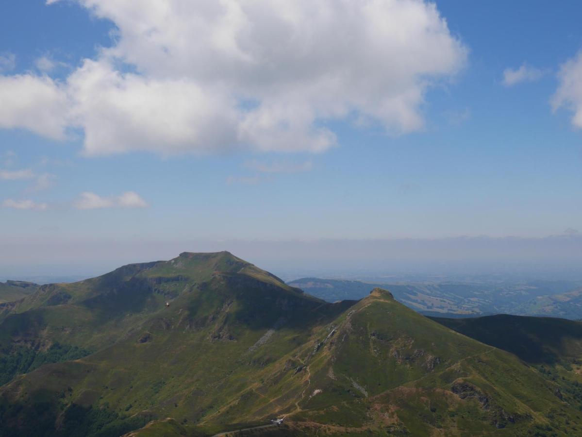 Recente Au Coeur Des Monts Du Cantal
